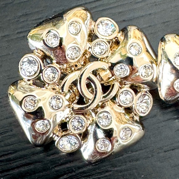 CHANEL Earrings Excellent condition - Picture 2 of 4